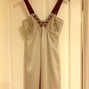 BCBG Paris 0 XS gorgeous dress Midi length